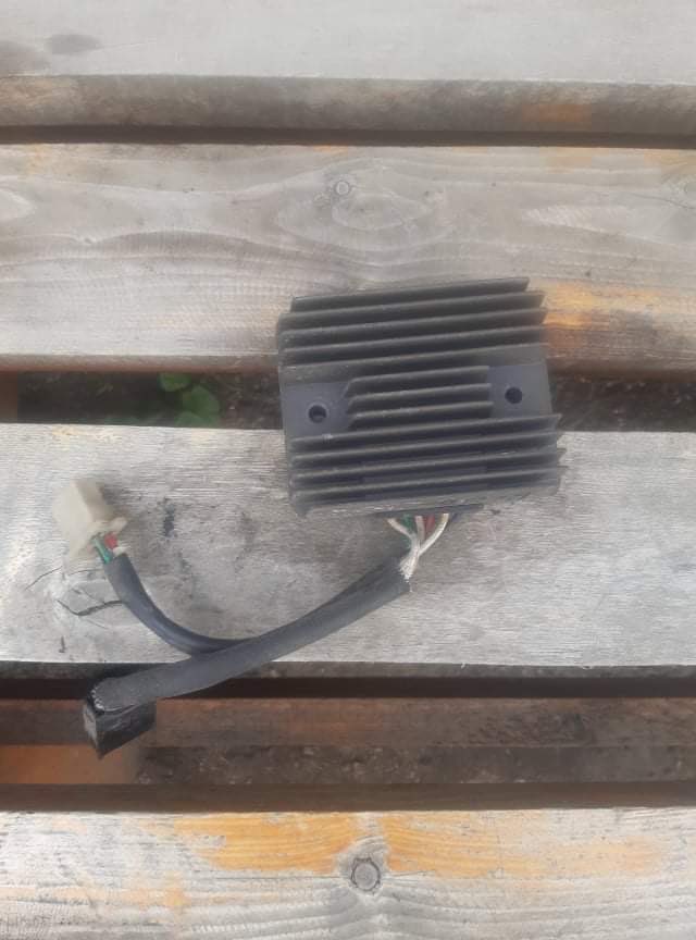 Malaguti Blog / Centro feszültség szabályzó - Image 2