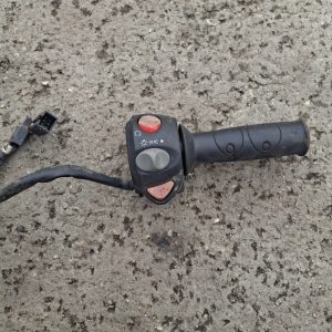 Malaguti F12 Max kormanykapcsoló