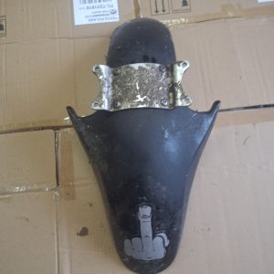 Suzuki Rf első sárvédő